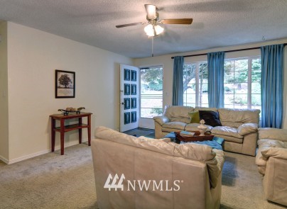 21325 2nd Drive Southeast Bothell, WA 98021 - Photo 5 of 19