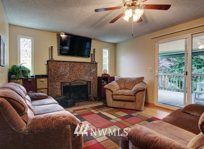 21325 2nd Drive Southeast Bothell, WA 98021 - Photo 10 of 19