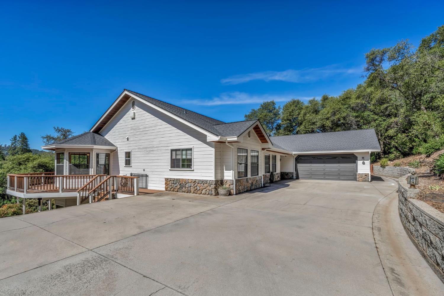1510 Hanging Tree Road Murphys, CA 95247 - Photo 5 of 88