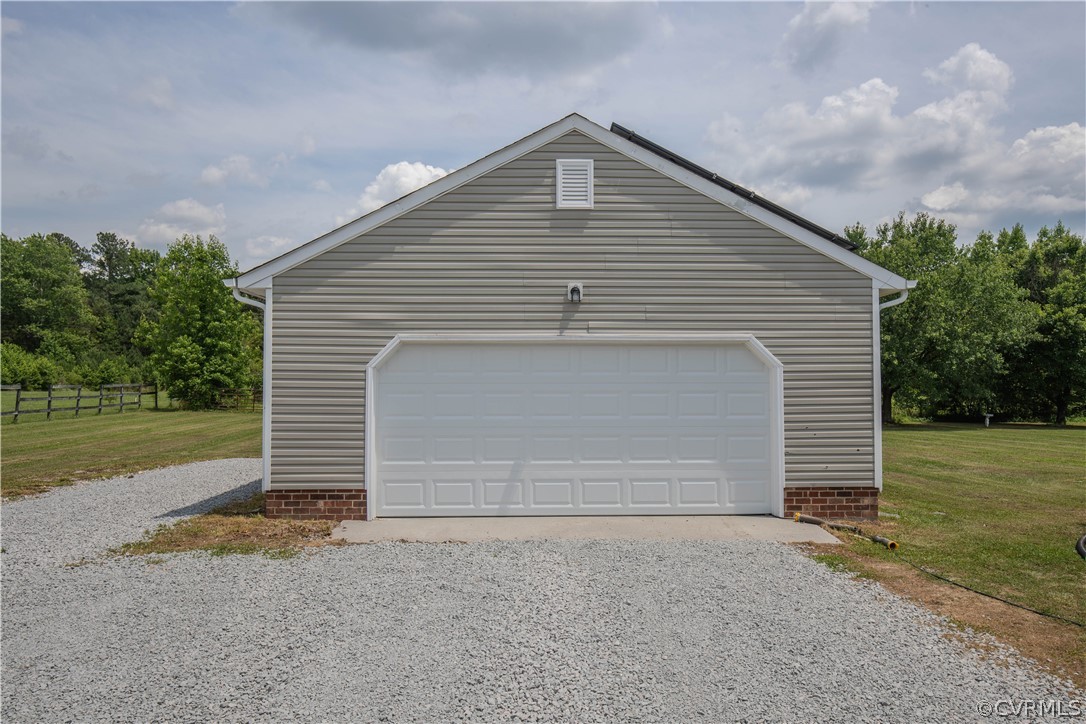 15895 Loving Union Road Disputanta, VA 23842 - Photo 4 of 42 a front view of a house with a yard
