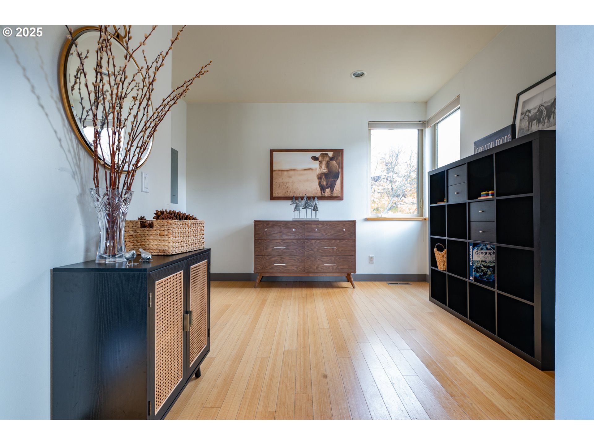 26 Mosier Creek Place, Unit 26 Mosier, OR 97040 - Photo 16 of 38 a living room with furniture and a wooden floor