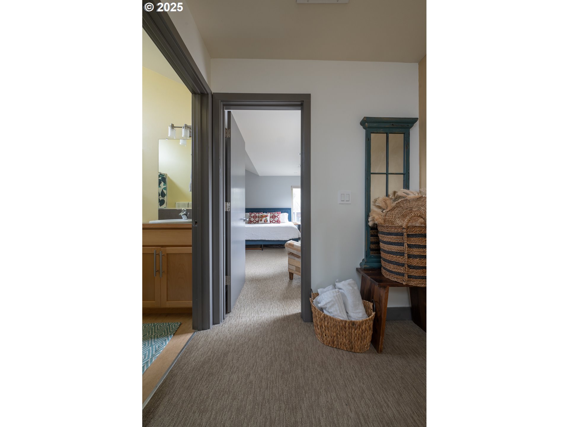 26 Mosier Creek Place, Unit 26 Mosier, OR 97040 - Photo 20 of 38 a view of a living room with a toilet