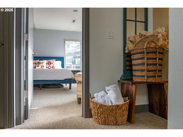 $599,950 | 26 Mosier Creek Place, Unit 26, Mosier, OR 97040