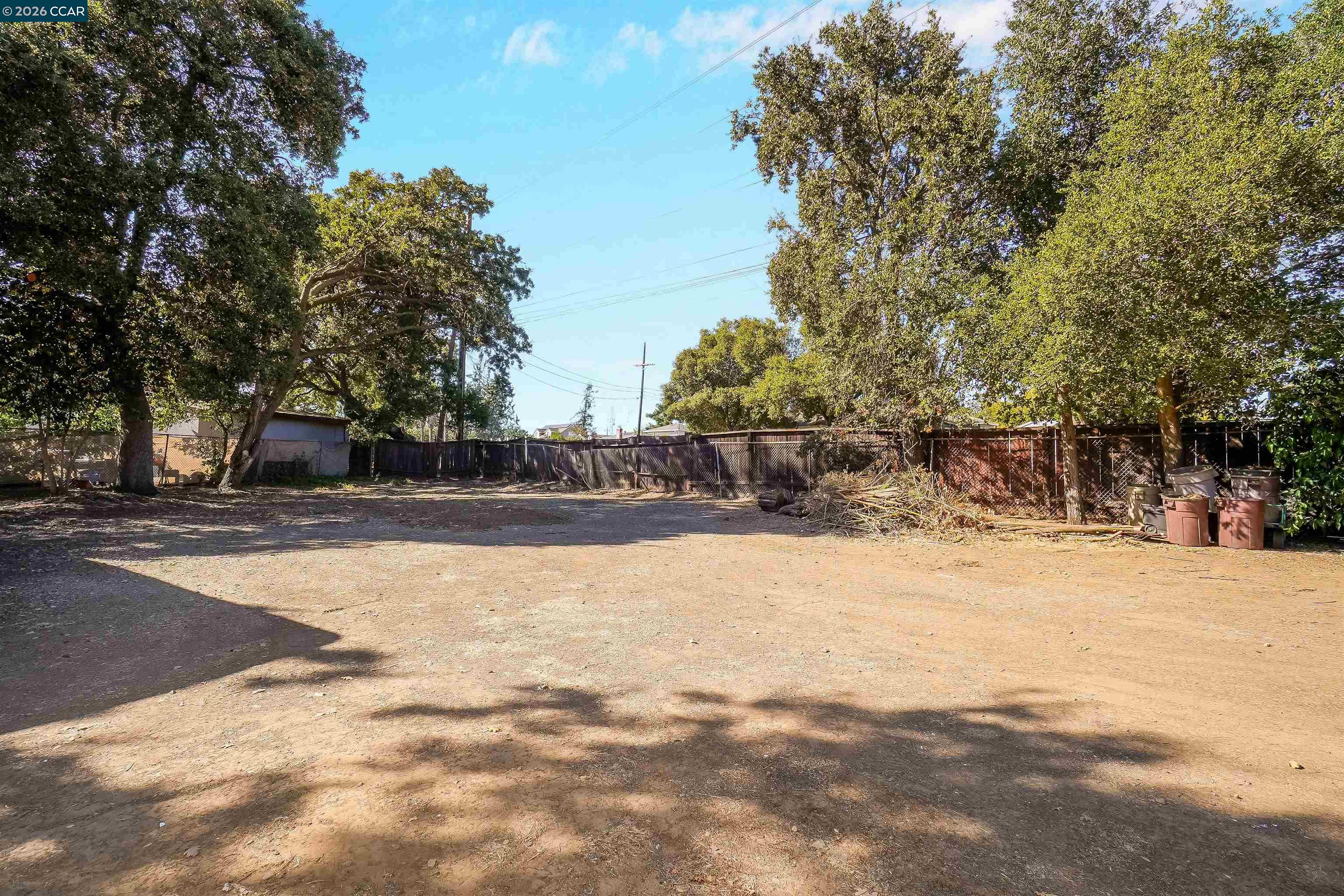 2812 Cowell Road Concord, CA 94518 - Photo 11 of 17 Gallery Image 11