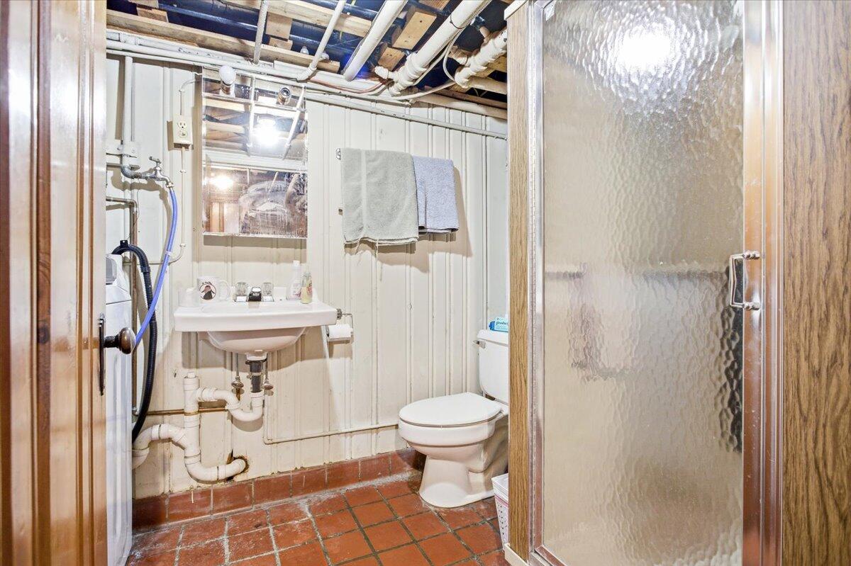 1841 Belleville Road Southwest Roanoke, VA 24015 - Photo 23 of 30 25-1841 Belleville Rd SW-25