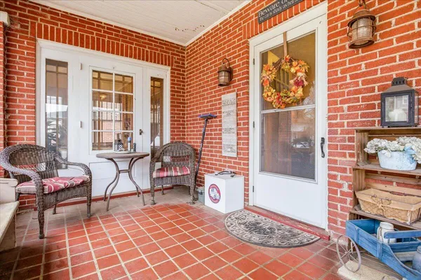 $449,995 | 1841 Belleville Road Southwest, Roanoke, VA 24015