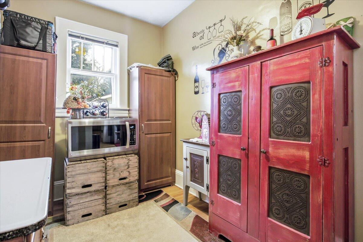 1841 Belleville Road Southwest Roanoke, VA 24015 - Photo 10 of 30 10-1841 Belleville Rd SW-10