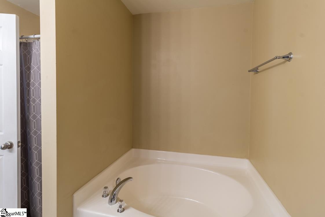 2894 West Georgia Road Piedmont, SC 29673 - Photo 17 of 34 Gallery Image 17
