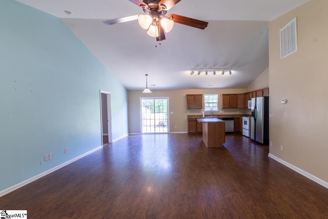 2894 West Georgia Road Piedmont, SC 29673 - Photo 10 of 34 Gallery Image 10