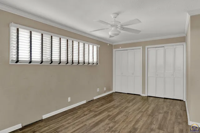 $230,000 | 1625 Southwest Lakeside Drive, Topeka, KS 66604