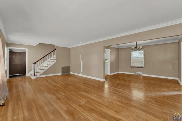 $230,000 | 1625 Southwest Lakeside Drive, Topeka, KS 66604