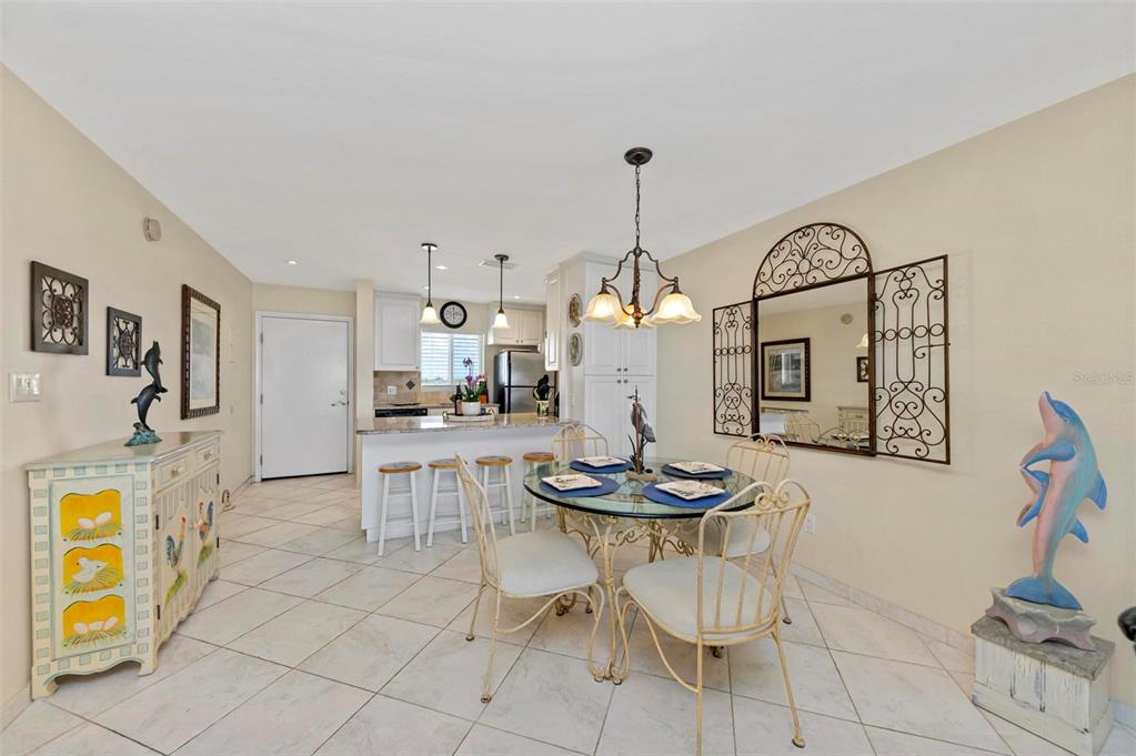 797 Beach Road, Unit 509 Sarasota, FL 34242 - Photo 15 of 99