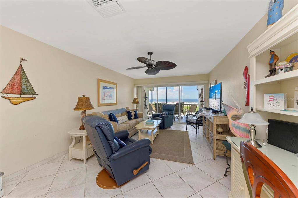 797 Beach Road, Unit 509 Sarasota, FL 34242 - Photo 22 of 99