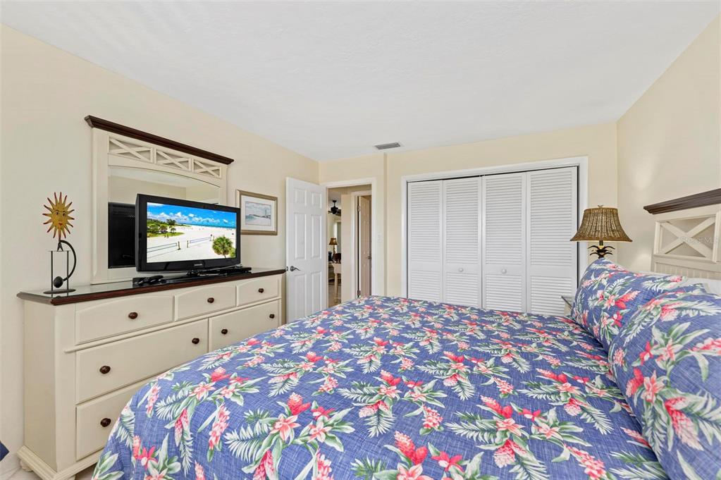 797 Beach Road, Unit 509 Sarasota, FL 34242 - Photo 26 of 99