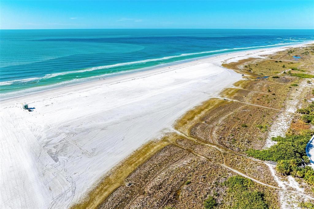 797 Beach Road, Unit 509 Sarasota, FL 34242 - Photo 81 of 99