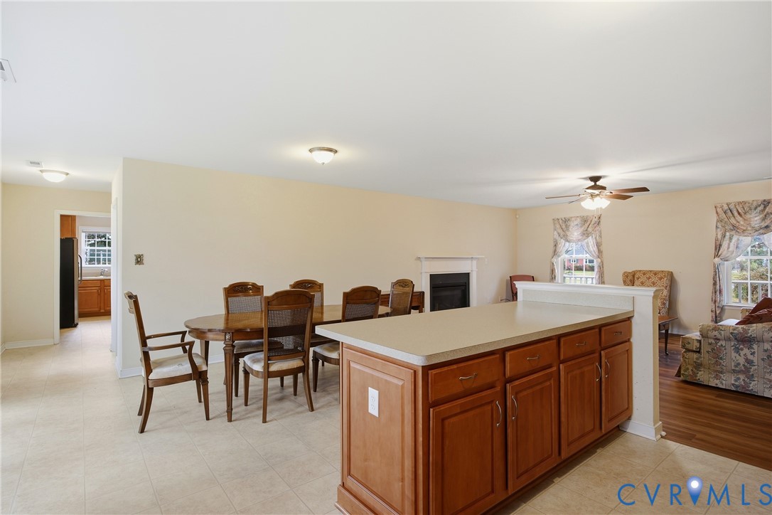 3007 Valleyfield Road Henrico, VA 23228 - Photo 14 of 38 a utility room with dryer and washer