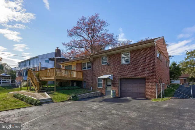 $295,000 | 136 Springhouse Road, Lancaster, PA 17603