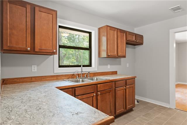 6209 Ball Loop Ball, LA 71405 - Photo 7 of 39