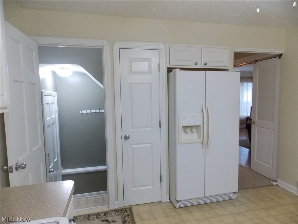 6299 South Canterbury Road Parma, OH 44129 - Photo 11 of 26