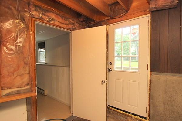 40 Old Farm Road North Attleboro, MA 02760 - Photo 36 of 36 a view of walk in closet with window