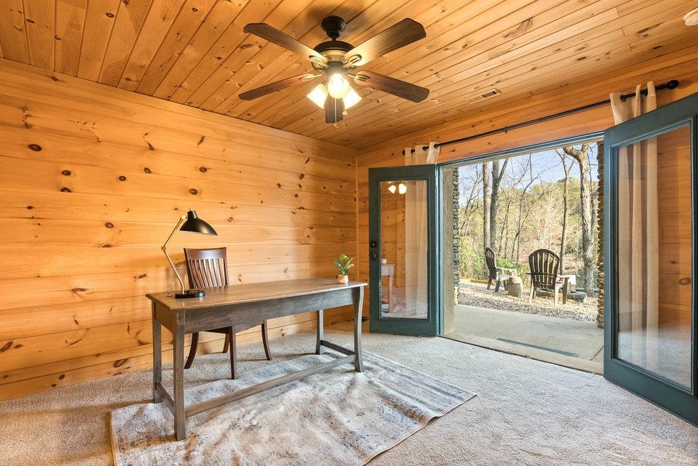 502 Caledonia Road Landrum, SC 29356 - Photo 20 of 39