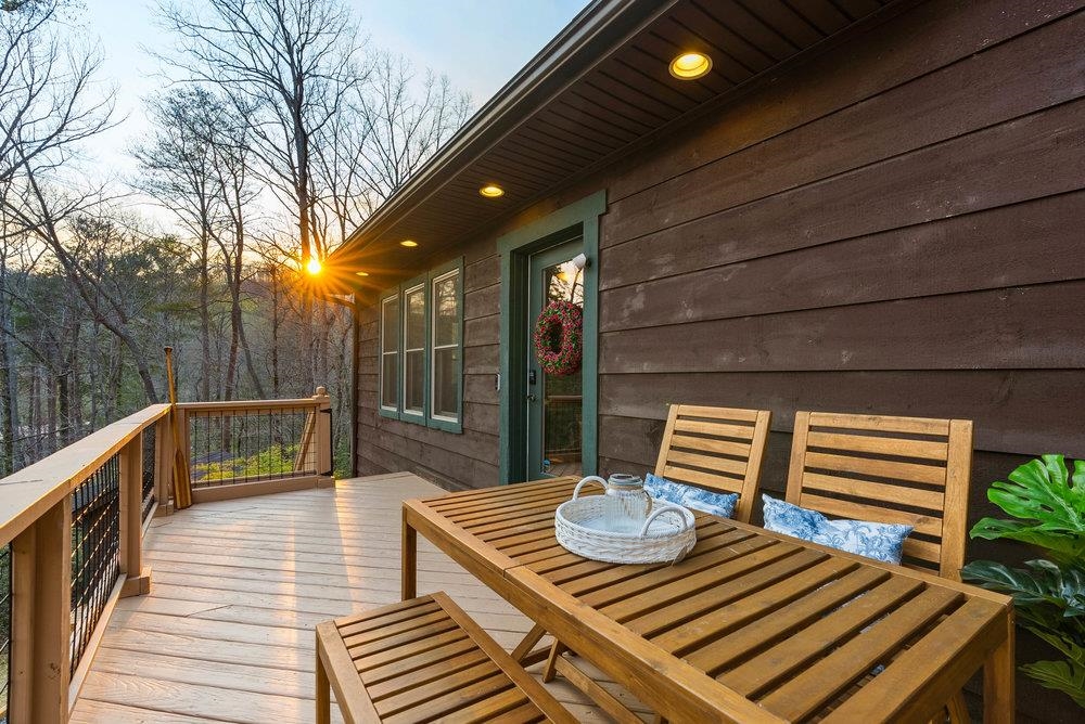 502 Caledonia Road Landrum, SC 29356 - Photo 2 of 39