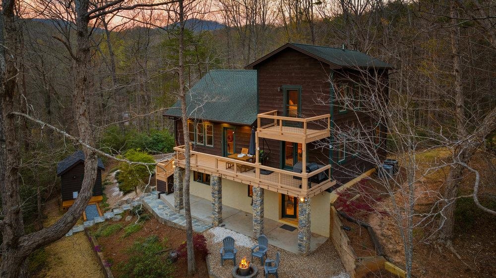 502 Caledonia Road Landrum, SC 29356 - Photo 25 of 39