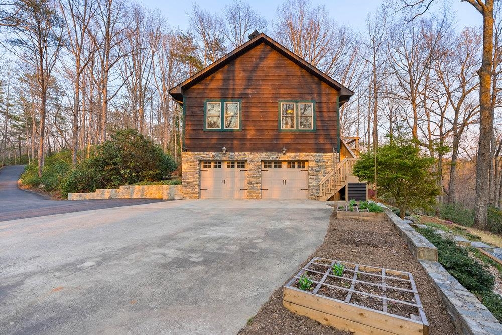 502 Caledonia Road Landrum, SC 29356 - Photo 30 of 39