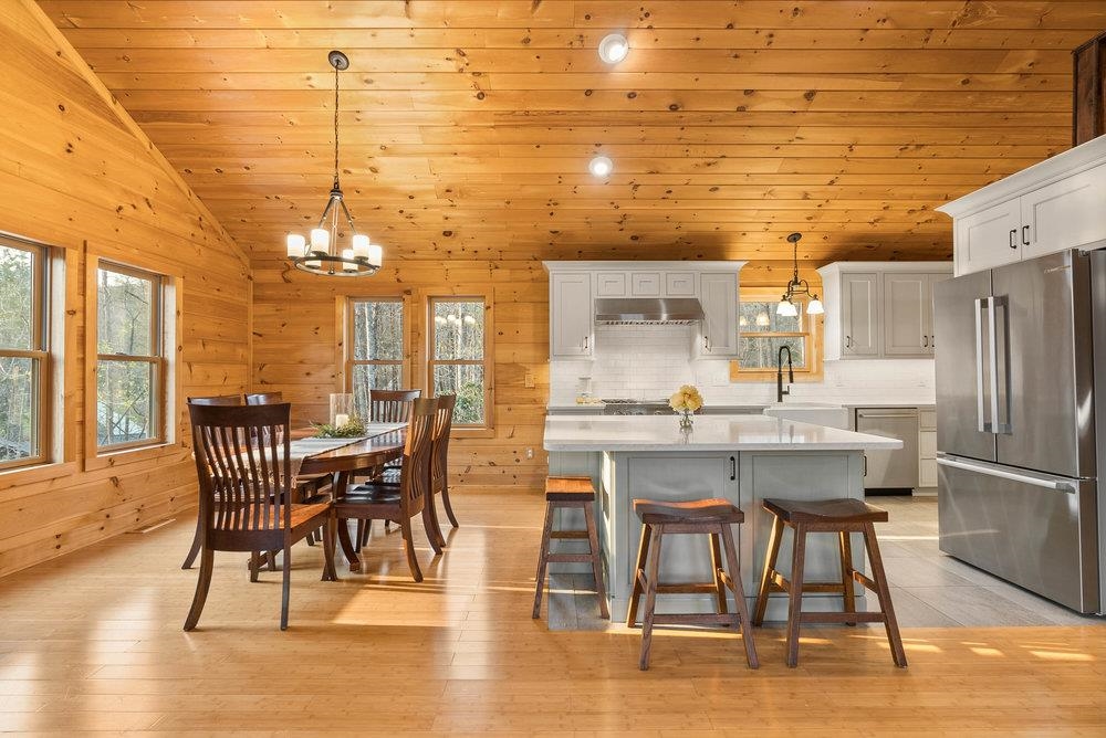 502 Caledonia Road Landrum, SC 29356 - Photo 6 of 39