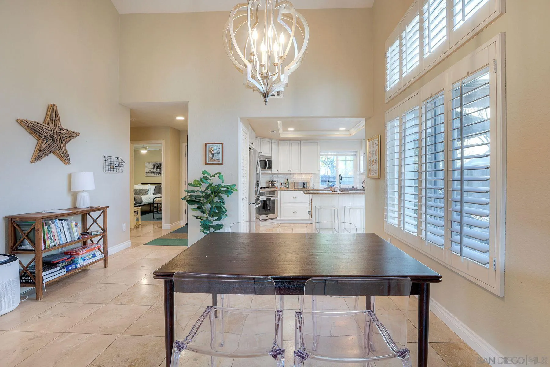 2037 Countrywood Way Encinitas, CA 92024 - Photo 15 of 51