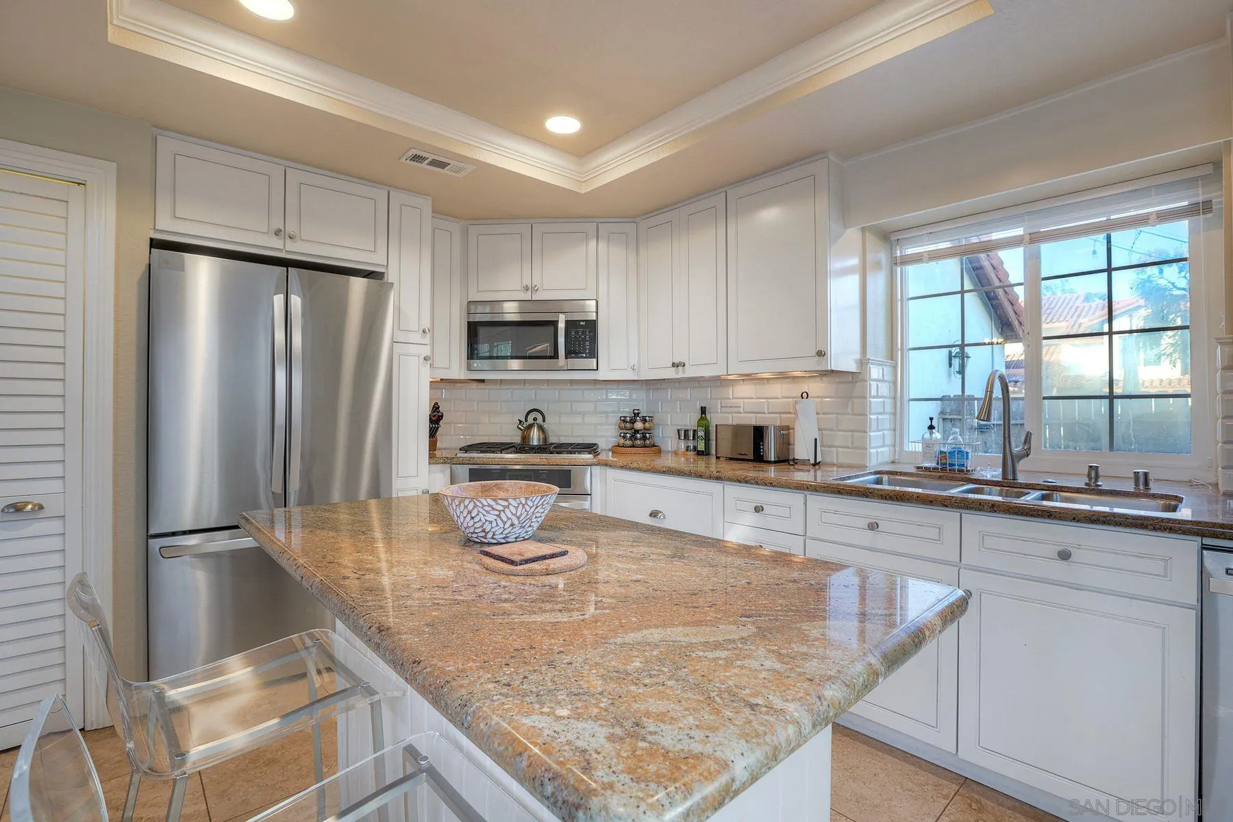 2037 Countrywood Way Encinitas, CA 92024 - Photo 19 of 51