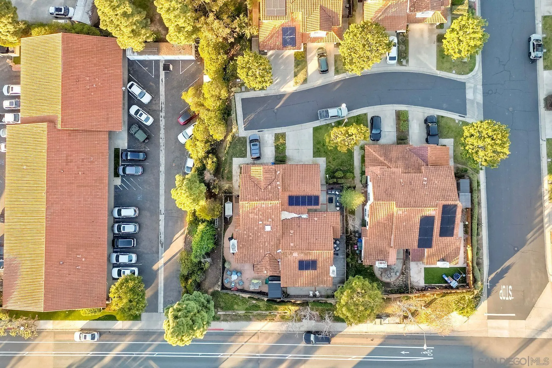 2037 Countrywood Way Encinitas, CA 92024 - Photo 41 of 51