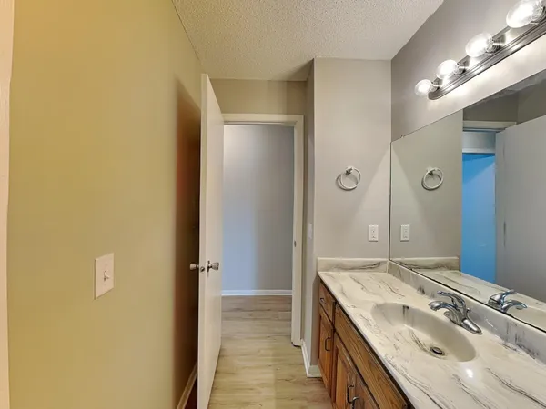 $2,559 | 8301 Thomas Avenue North, Brooklyn Park, MN 55444