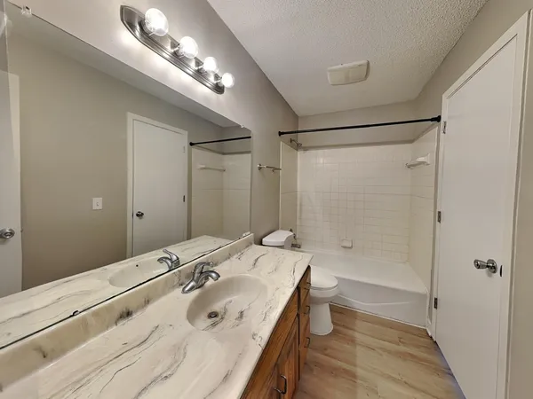 $2,559 | 8301 Thomas Avenue North, Brooklyn Park, MN 55444