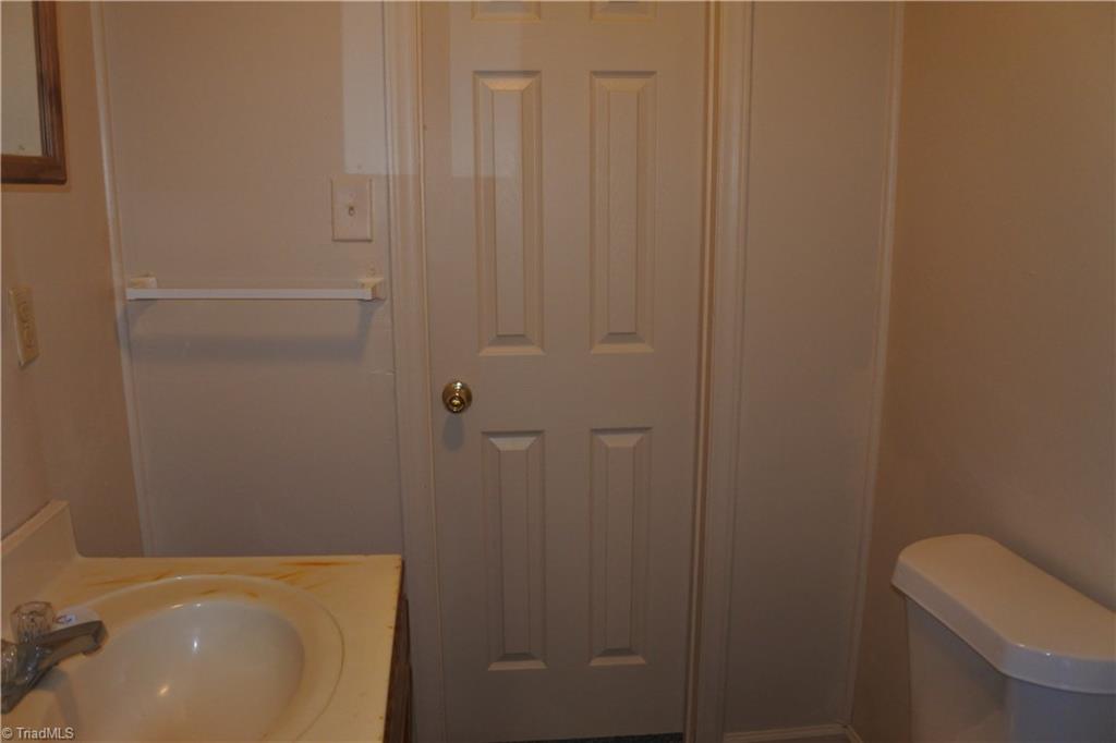 5024 Old Rural Hall Road Winston-Salem, NC 27105 - Photo 13 of 16 Gallery Image 13