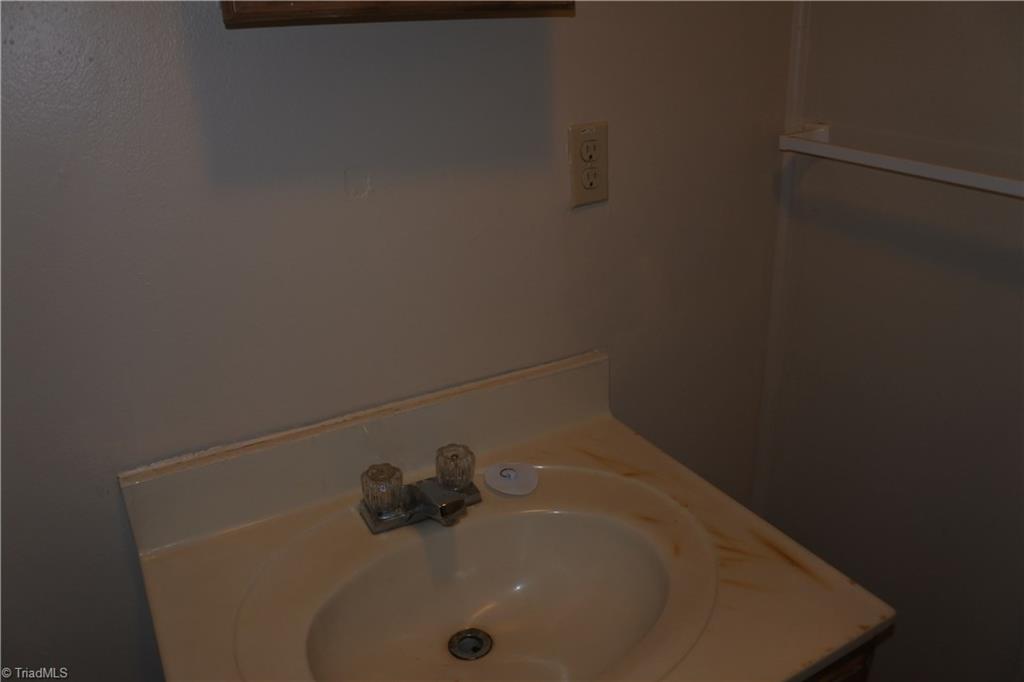 5024 Old Rural Hall Road Winston-Salem, NC 27105 - Photo 14 of 16 Gallery Image 14