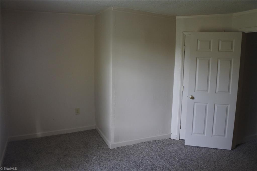 5024 Old Rural Hall Road Winston-Salem, NC 27105 - Photo 6 of 16 Gallery Image 6