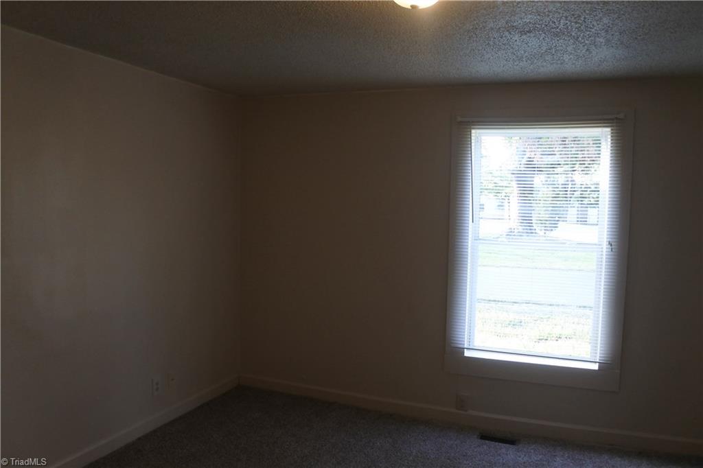 5024 Old Rural Hall Road Winston-Salem, NC 27105 - Photo 7 of 16 Gallery Image 7