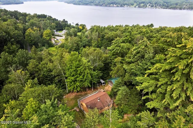 $550,000 | 10 East Beachwood Road, Corinth, NY 12822