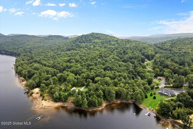 $550,000 | 10 East Beachwood Road, Corinth, NY 12822