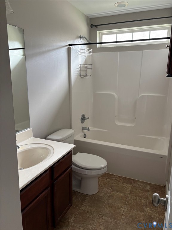 13628 Baycraft Terrace Midlothian, VA 23112 - Photo 14 of 24 a bathroom with a sink a toilet and a bathtub