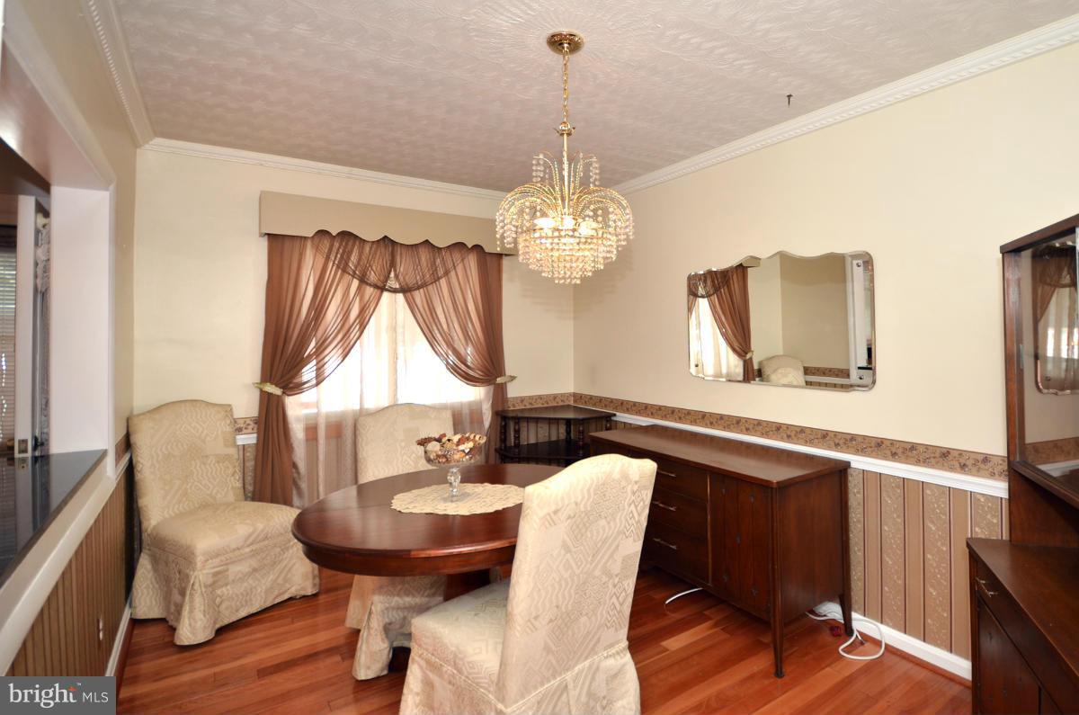 7486 German Hill Road Baltimore, MD 21222 - Photo 4 of 27 Dining Room