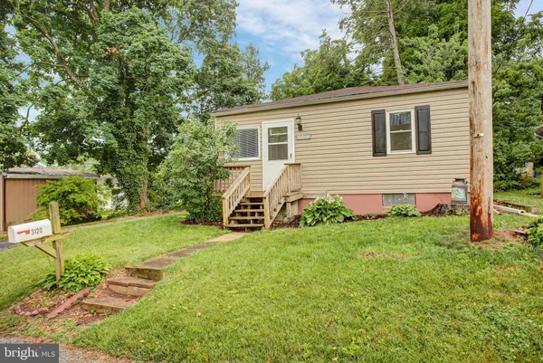 $185,000 | 3120 Claremont Road, Dover, PA 17315