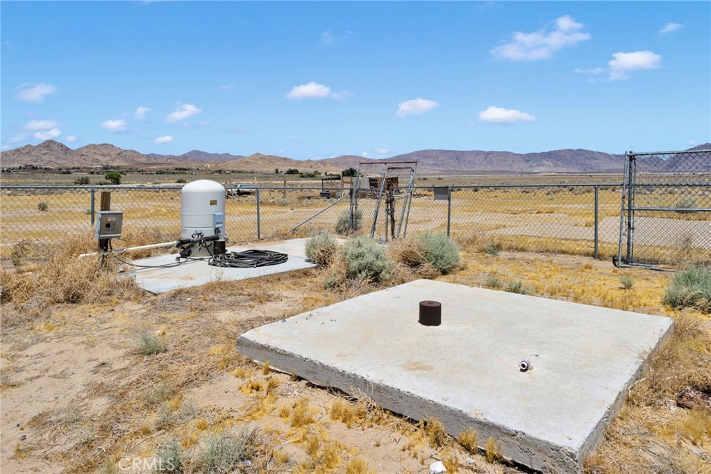 32480 Wren Road Lucerne Valley, CA 92356 - Photo 33 of 55
