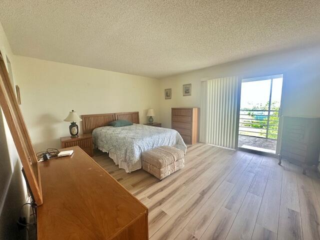 4014 Newcastle A Boca Raton, FL 33434 - Photo 7 of 33 IMG_7346