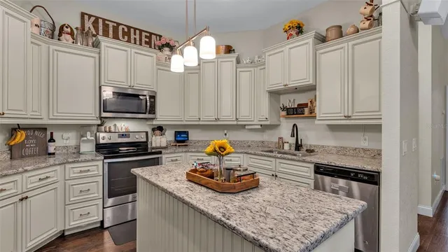 $749,900 | 1345 Longoak Drive North, Lakeland, FL 33811