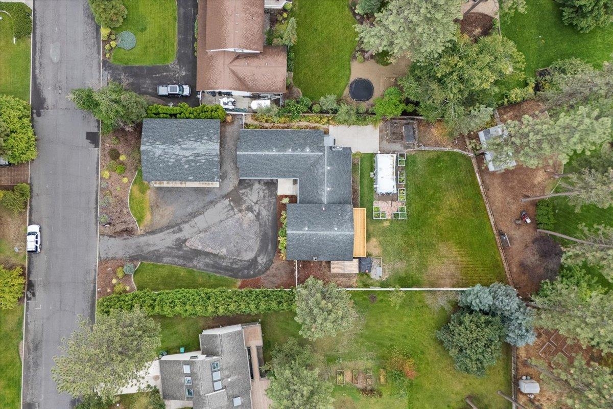 4522 East Lane Park Road Mead, WA 99021 - Photo 33 of 40