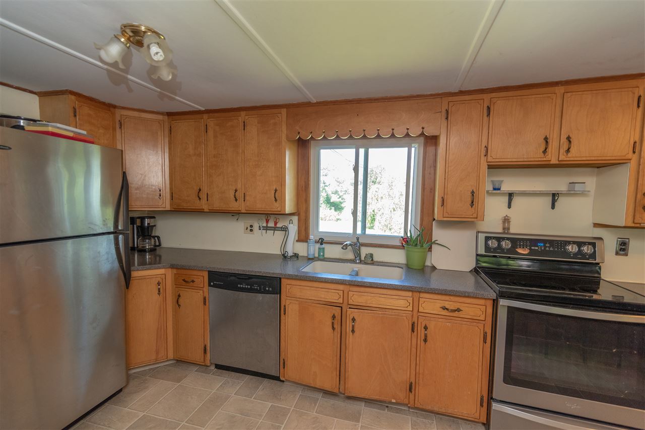 252 Canaan Back Road Barrington, NH 03825 - Photo 8 of 31