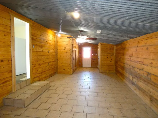 $249,000 | 1007 East Wallace Street, Llano, TX 78643