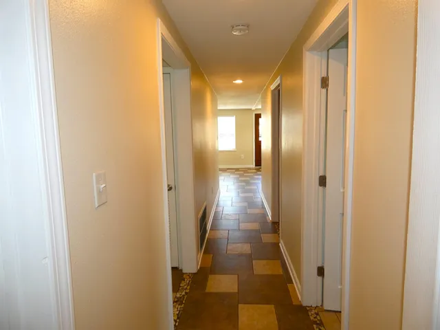 $249,000 | 1007 East Wallace Street, Llano, TX 78643